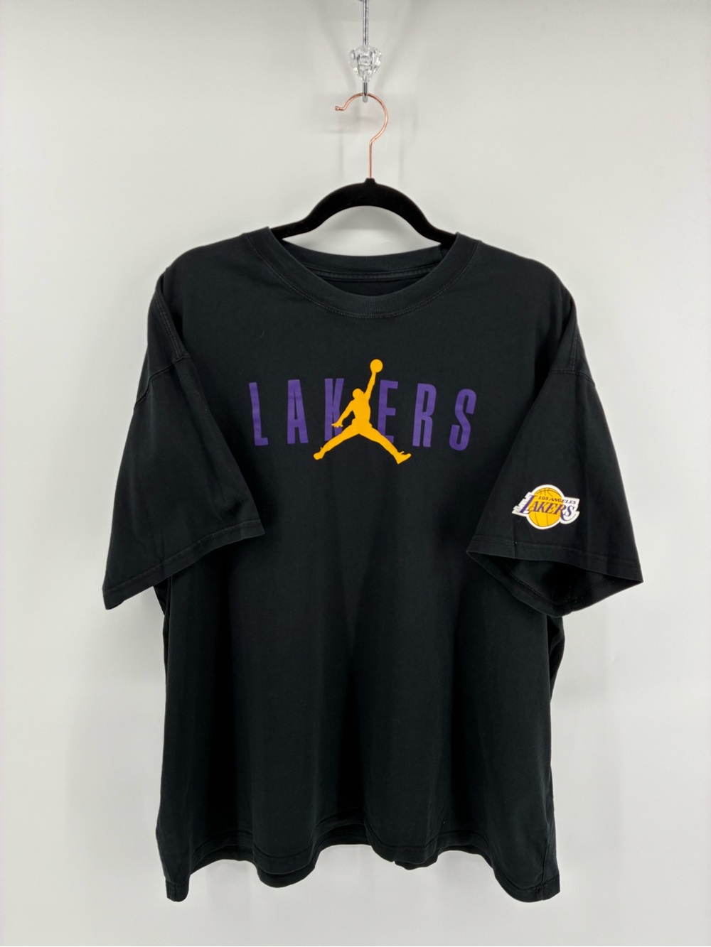 The Nike Tee Lakers Graphic Tee — Black, Purple & Gold